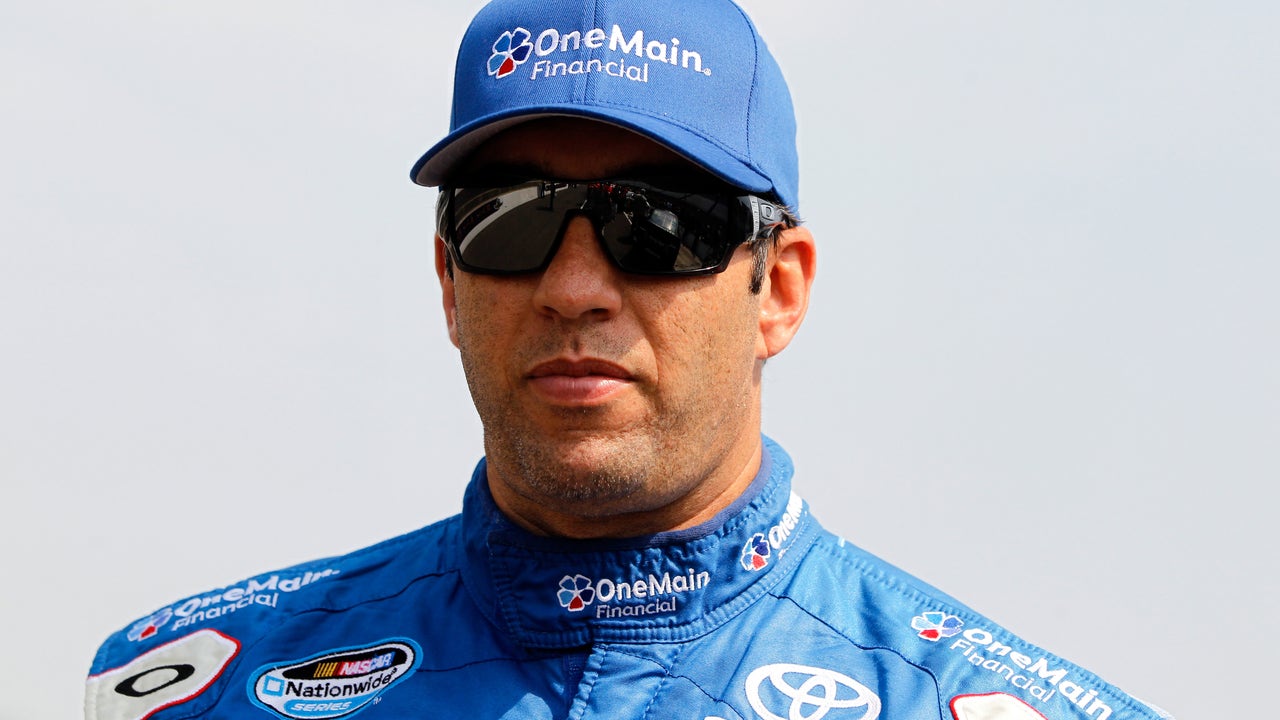 Elliott Sadler joining Roush Fenway for 2015 Xfinity Series season